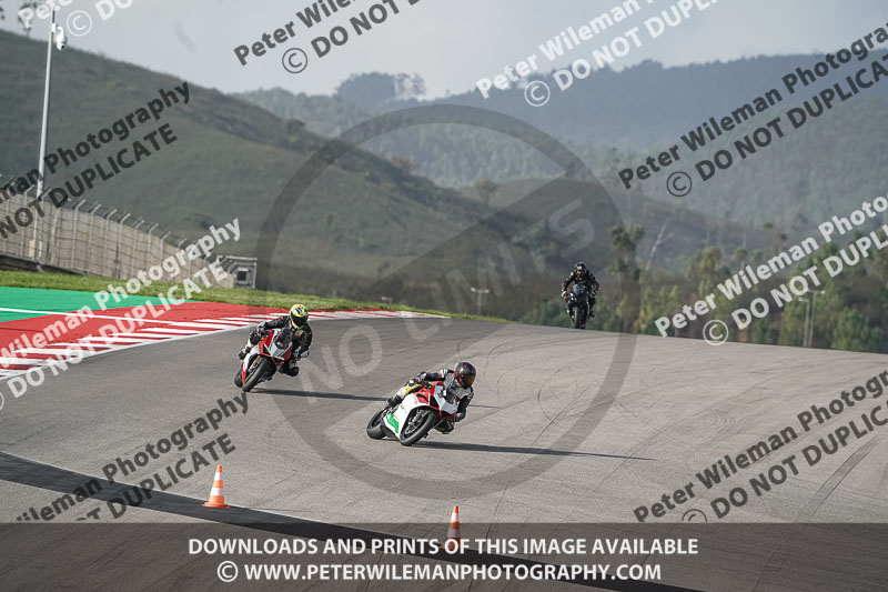 motorbikes;no limits;peter wileman photography;portimao;portugal;trackday digital images